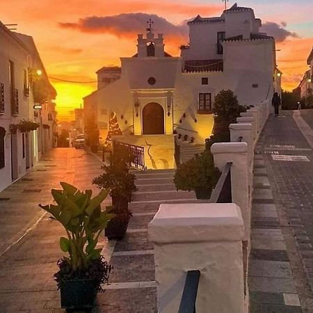 La Casa Del Barrio Guest House Mijas Exterior photo