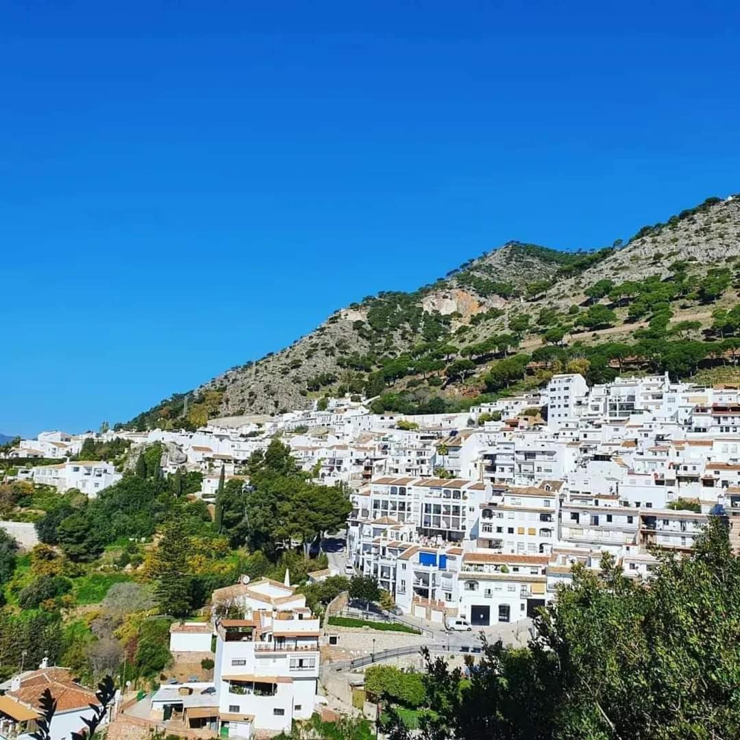 La Casa Del Barrio Guest House Mijas Exterior photo